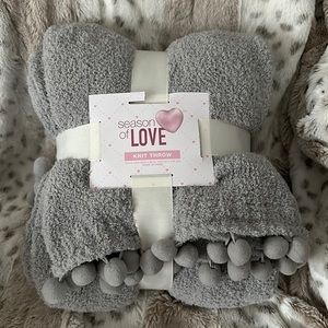 Knit throw blanket 50” x 60” season of love